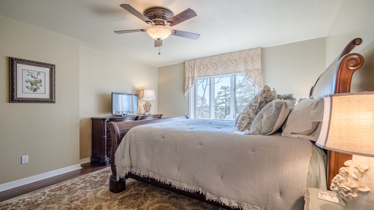 Photo of Bedroom in Hot Springs Village