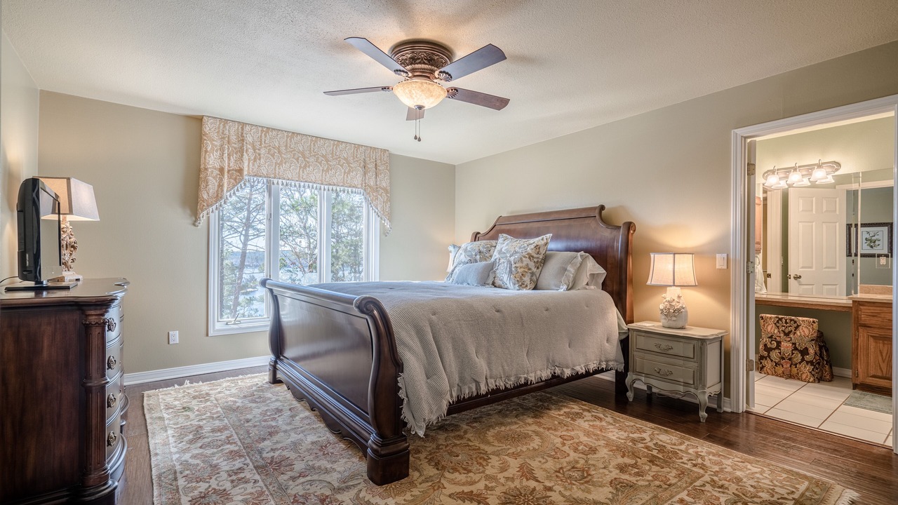 Photo of Bedroom in Hot Springs Village