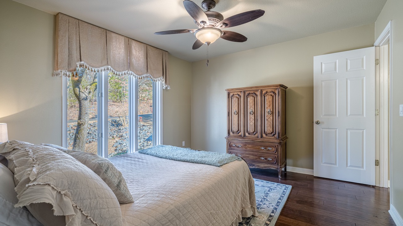 Photo of Bedroom in Hot Springs Village