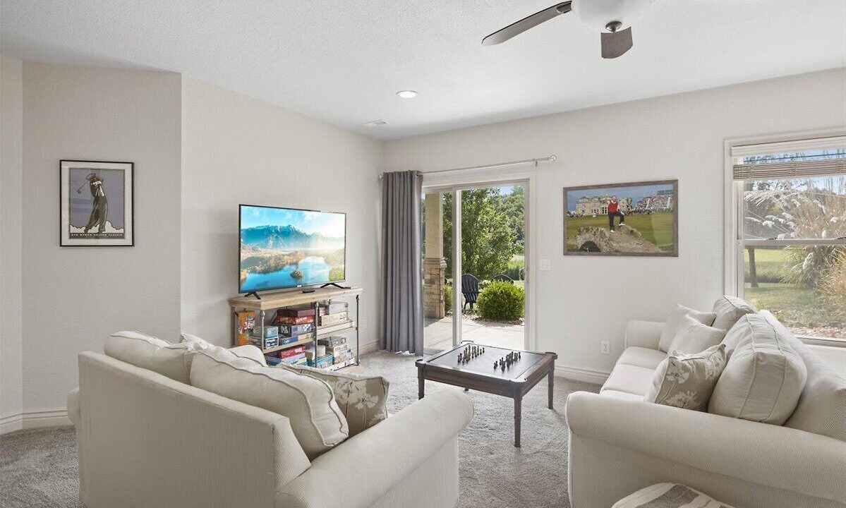 Photo of Bedroom in Camdenton