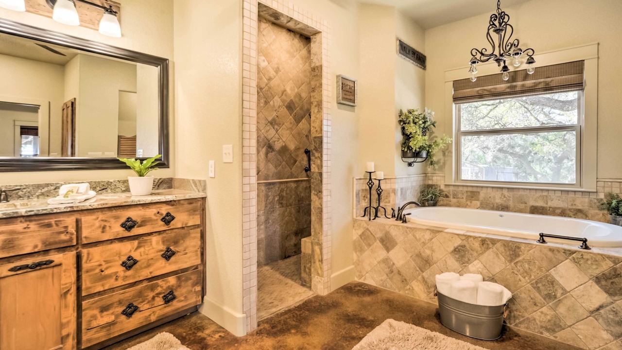 Photo of Bathroom in Blanco