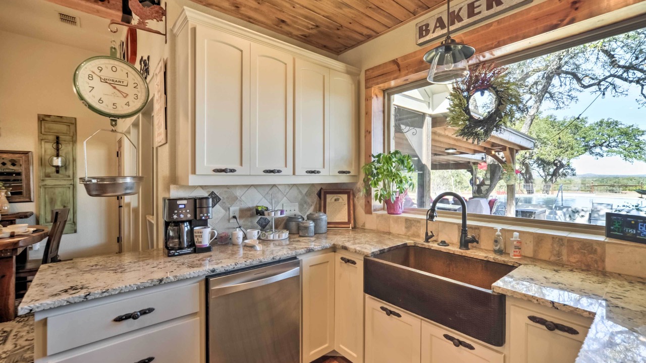 Photo of Kitchen in Blanco