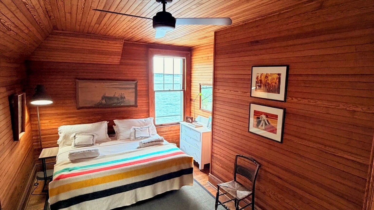 Photo of Bedroom in Frontenac