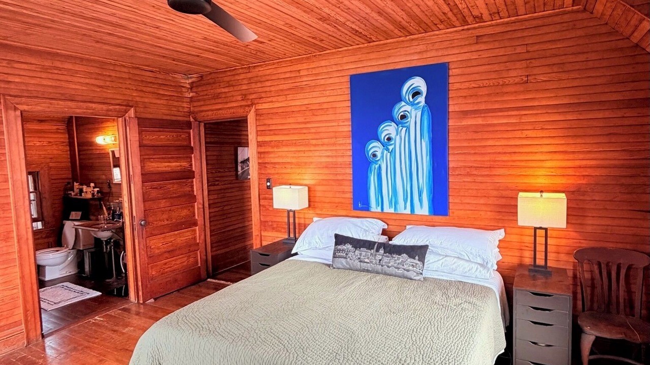 Photo of Bedroom in Frontenac