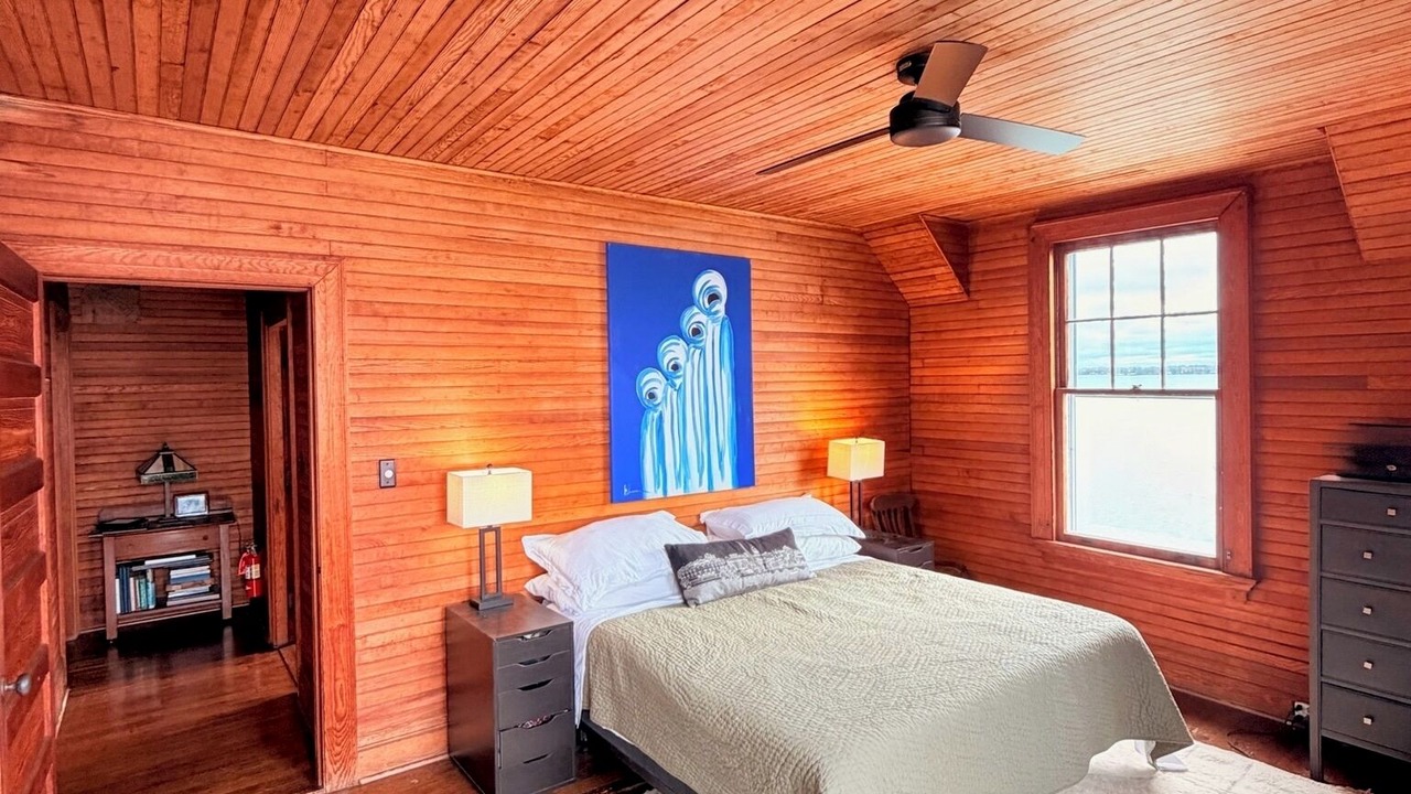 Photo of Bedroom in Frontenac