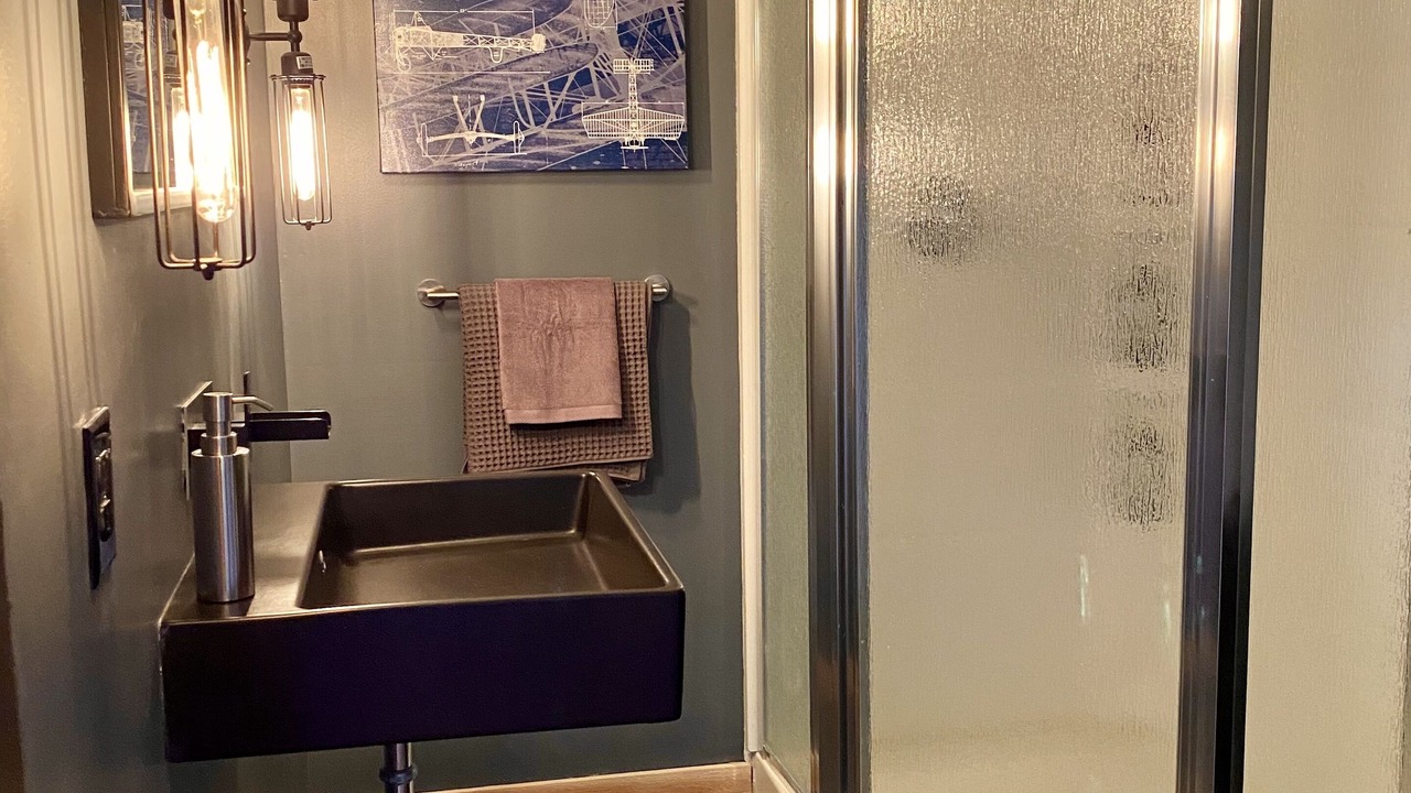 Photo of Bathroom in Turners