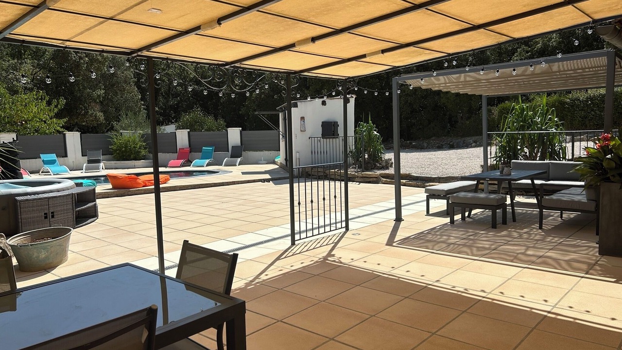 Photo of Outdoor in Neoules