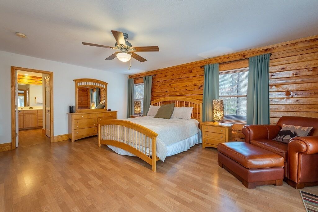 Photo of Bedroom in Lake Lure