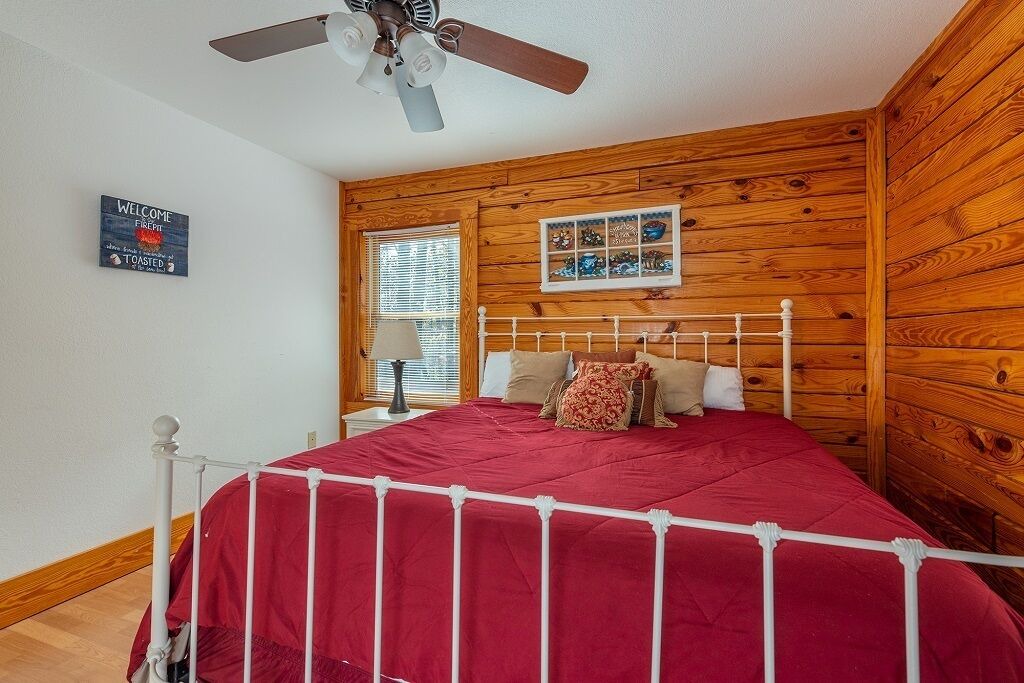 Photo of Bedroom in Lake Lure