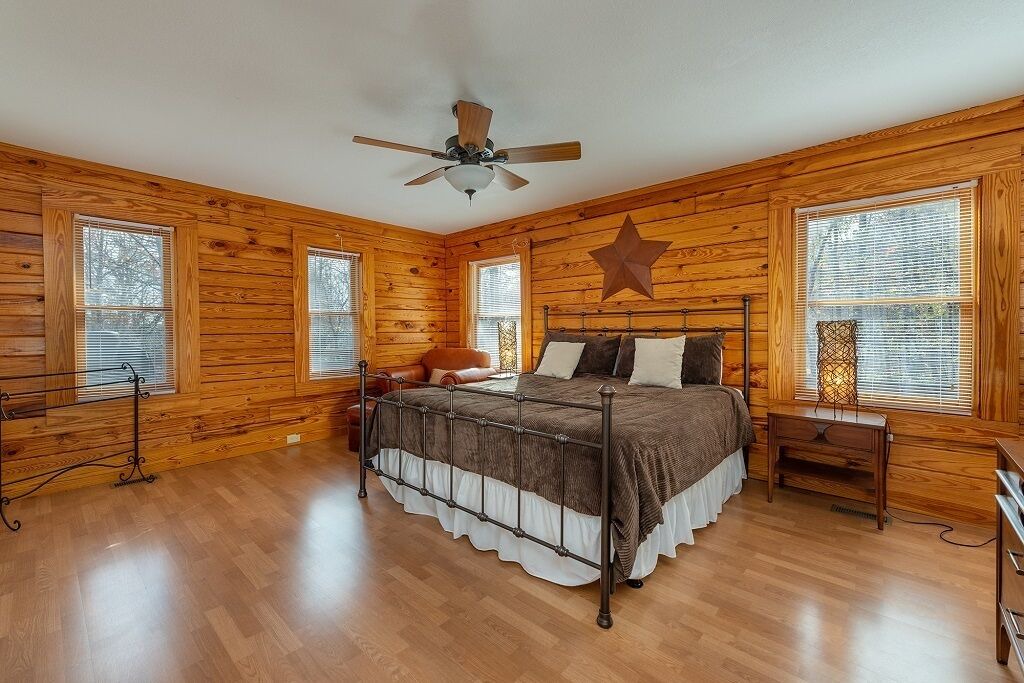 Photo of Bedroom in Lake Lure