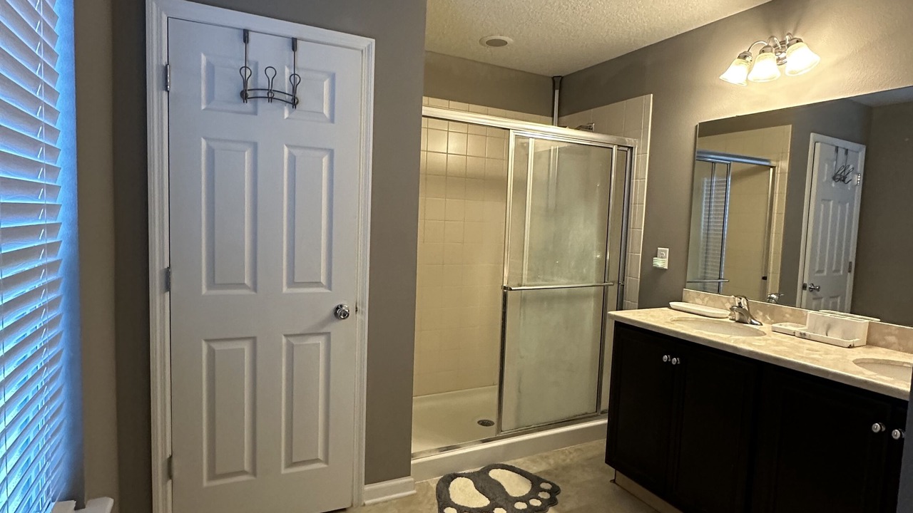 Photo of Bathroom in Sunbeam