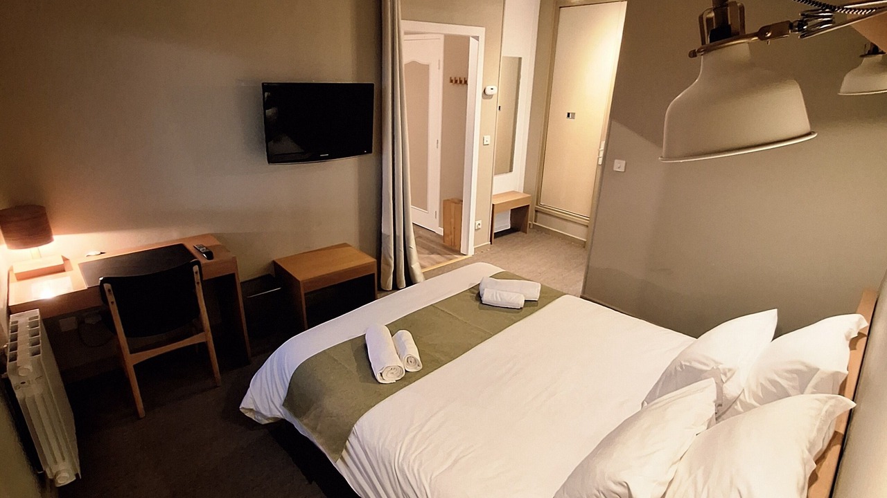 Photo of Bedroom in Ennezat