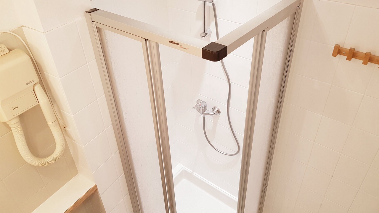 Photo of Bathroom in Ennezat