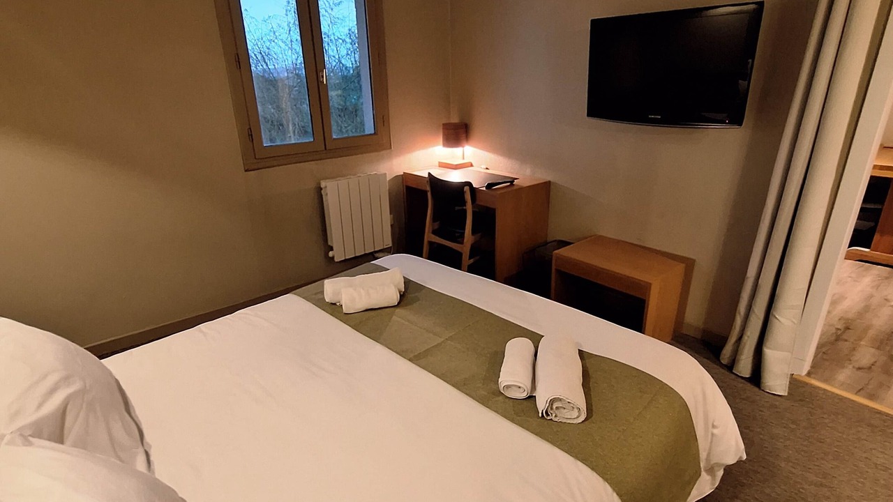Photo of Bedroom in Ennezat