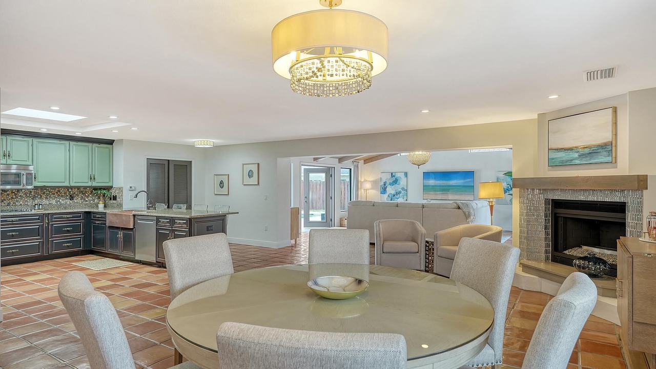 Photo of Livingroom in Saint Armands Key