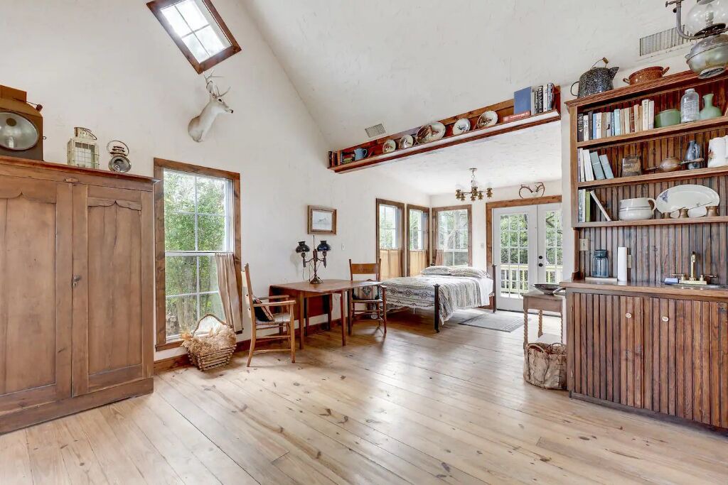 Photo of Bedroom in Manana West