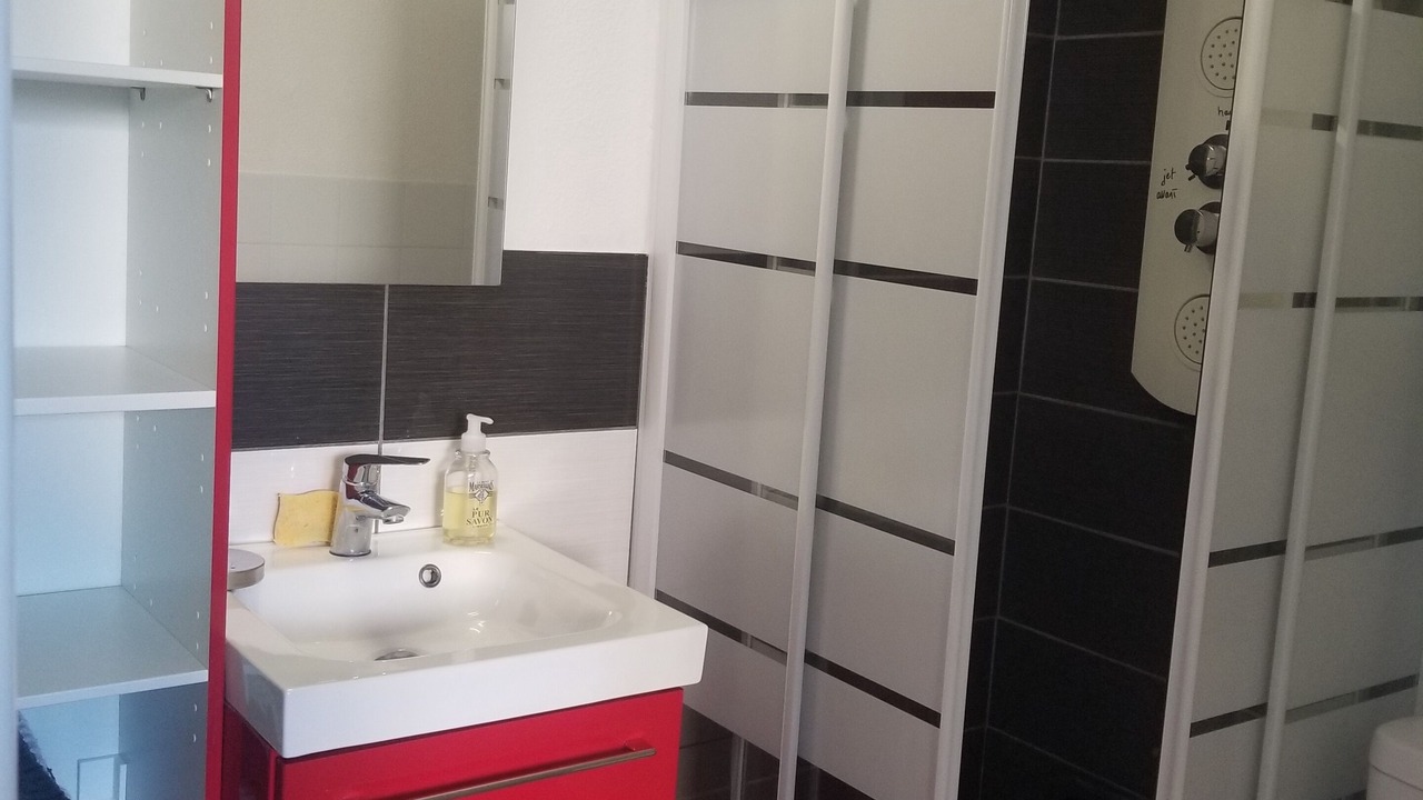 Photo of Bathroom in Courseulles-sur-Mer