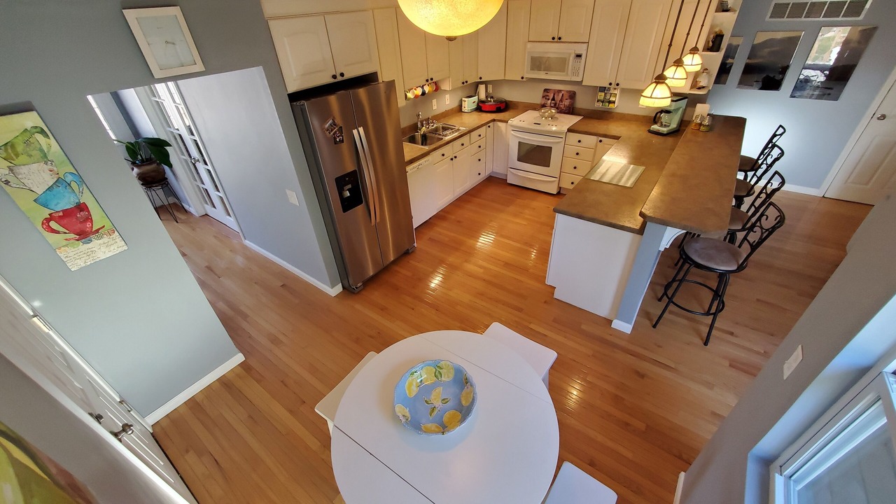 Photo of Kitchen in Tesson Ferry