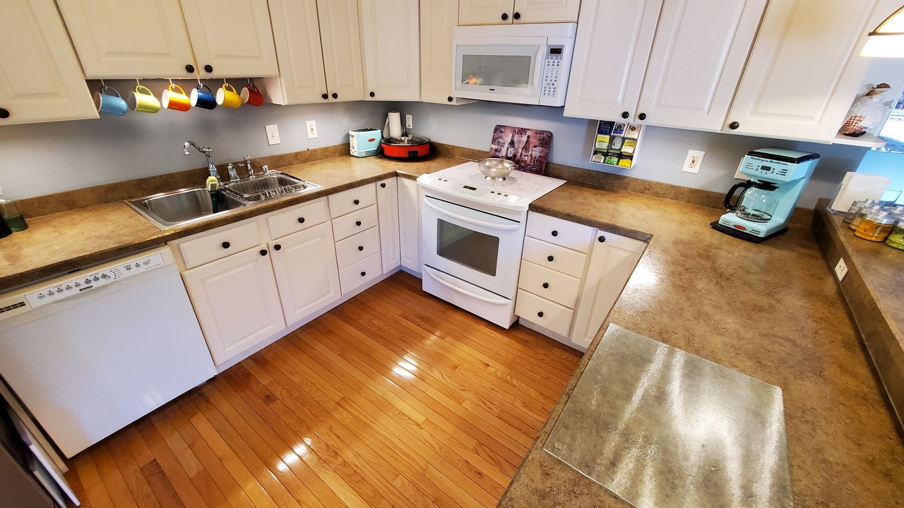 Photo of Kitchen in Tesson Ferry