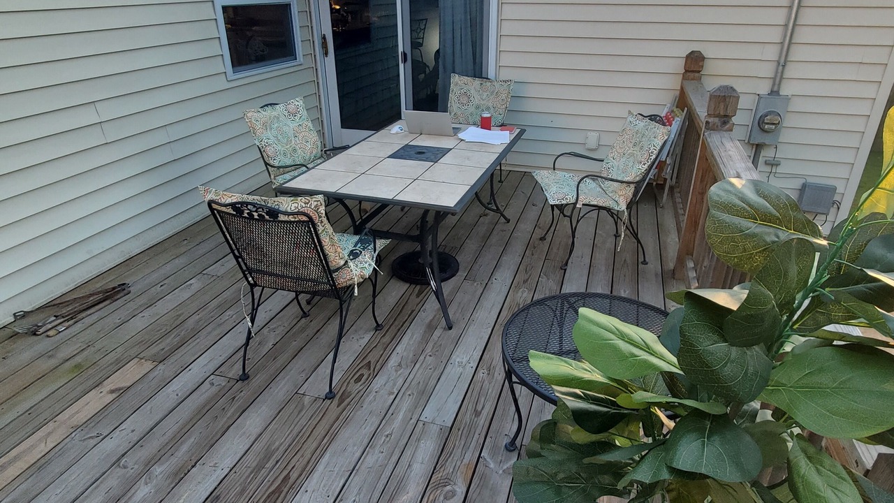 Photo of Outdoor in Tesson Ferry