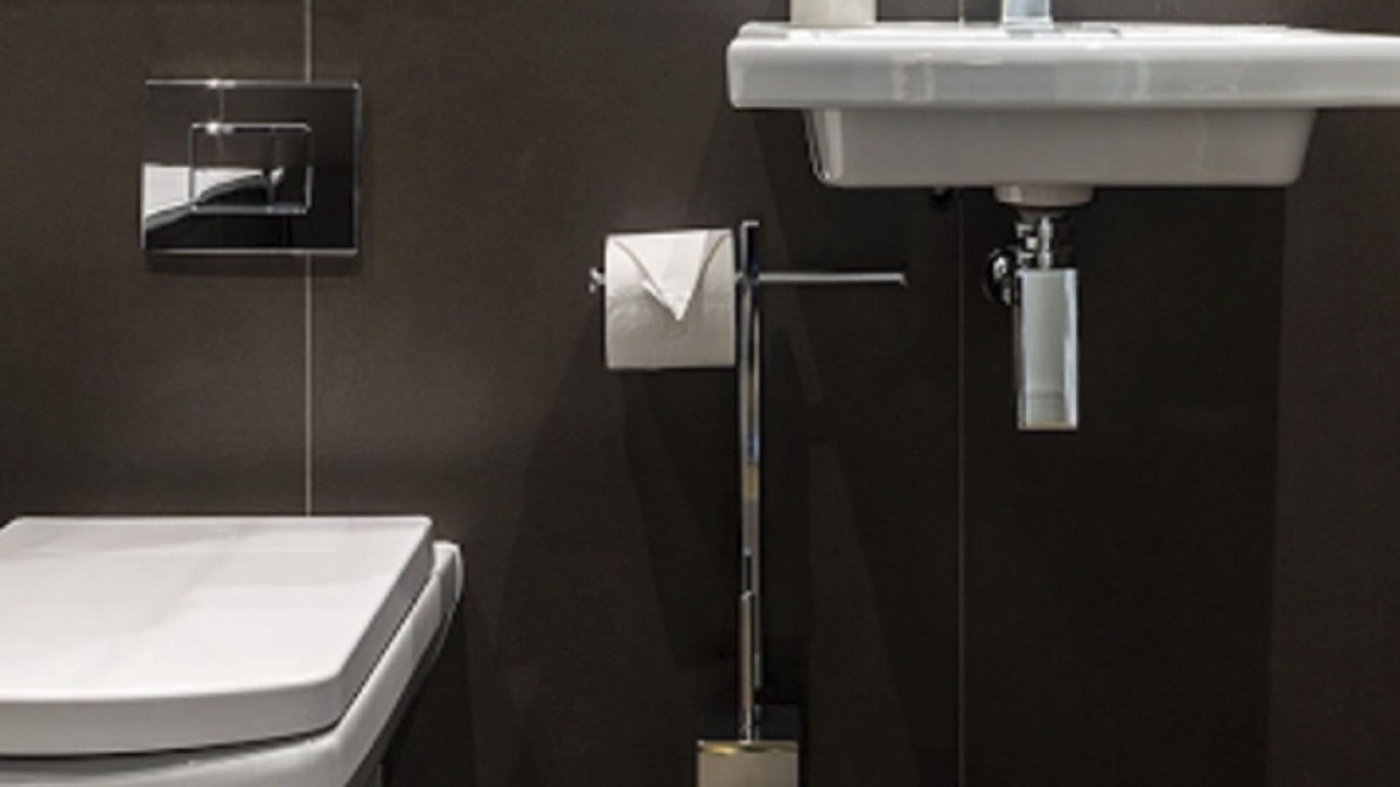 Photo of Bathroom in London Borough of Hounslow