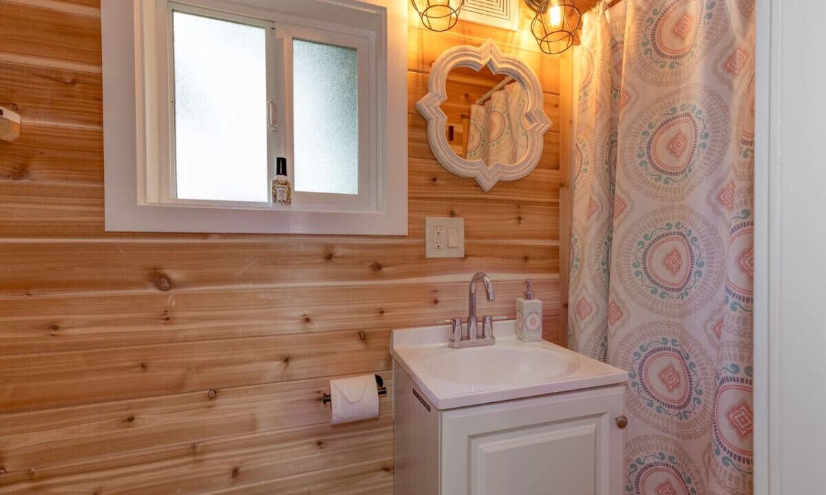 Photo of Bathroom in Marcola