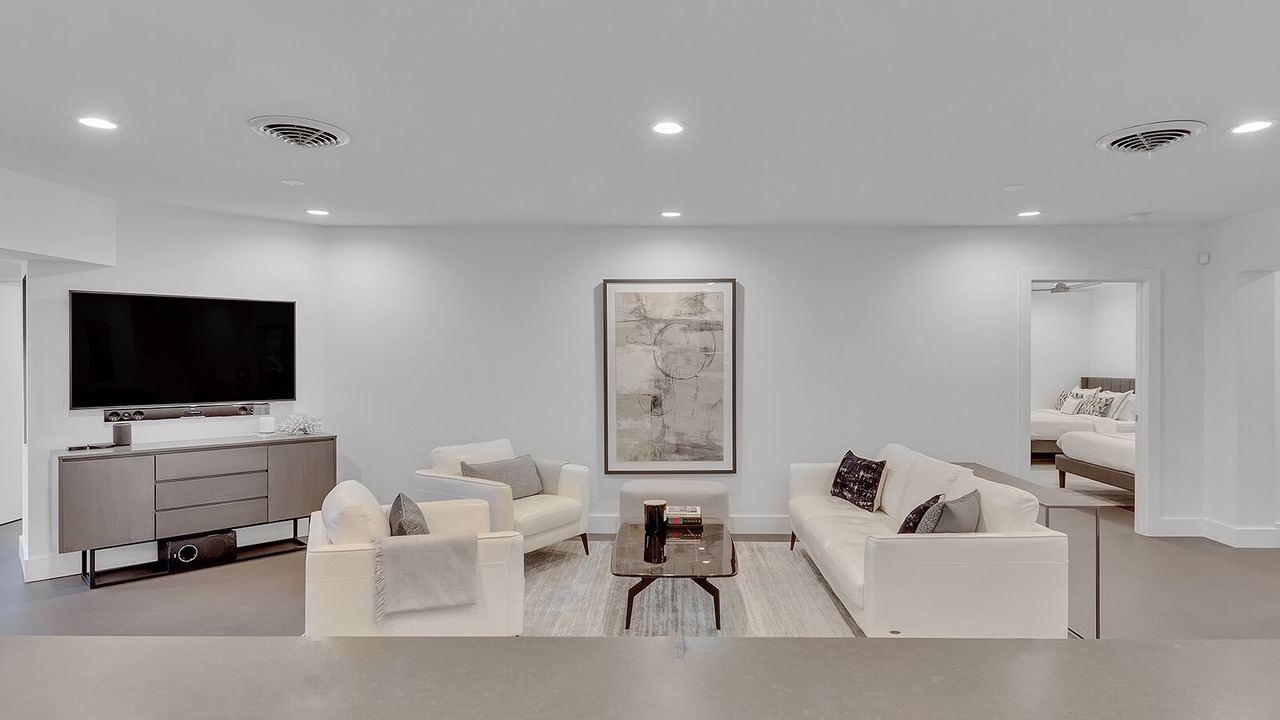 Photo of Livingroom in Central Corals