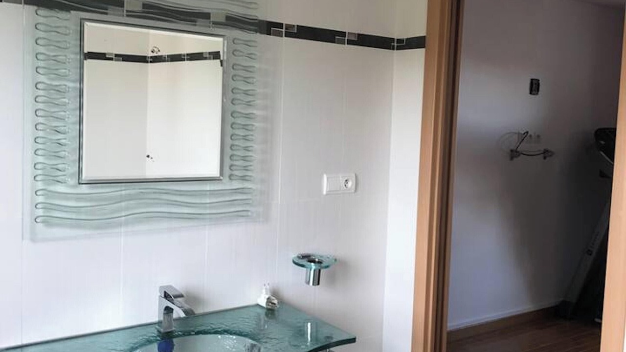 Photo of Bathroom in Villetelle