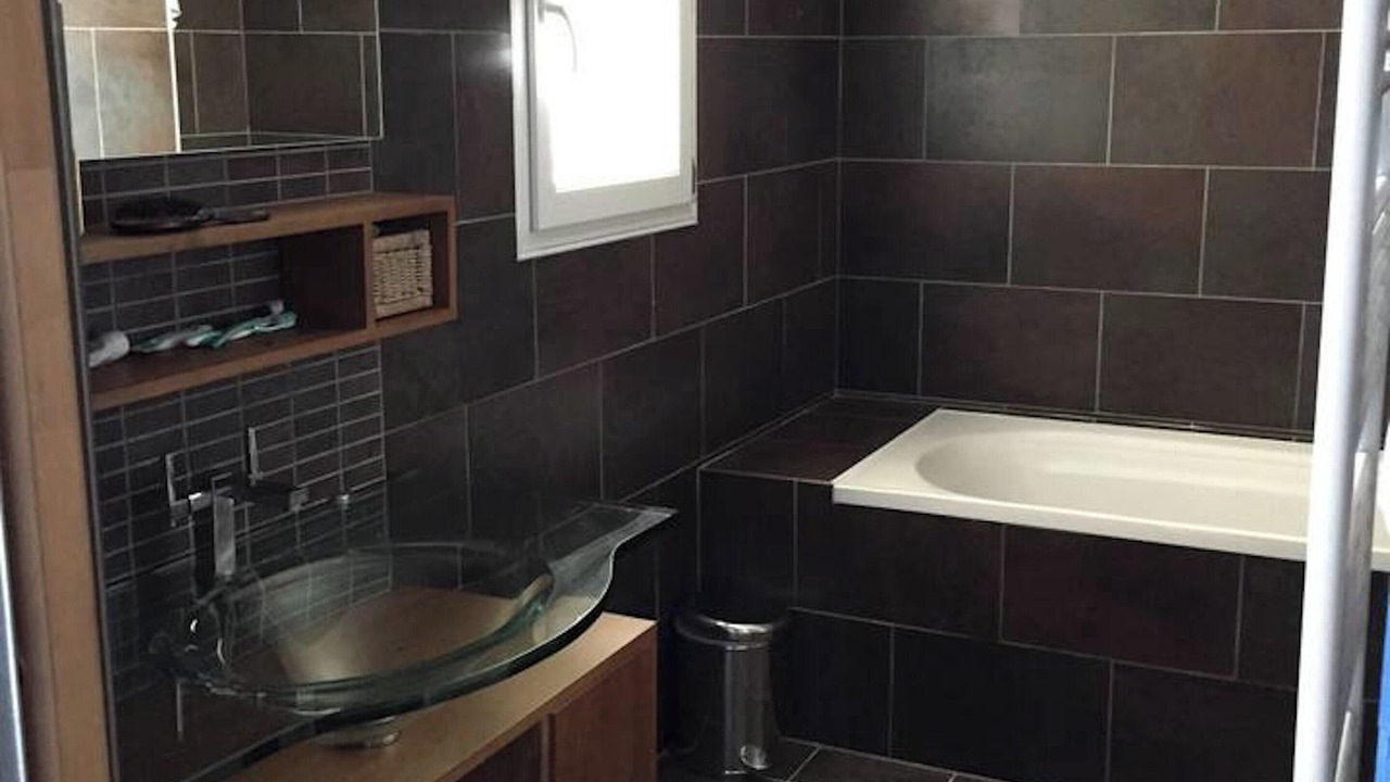 Photo of Bathroom in Villetelle
