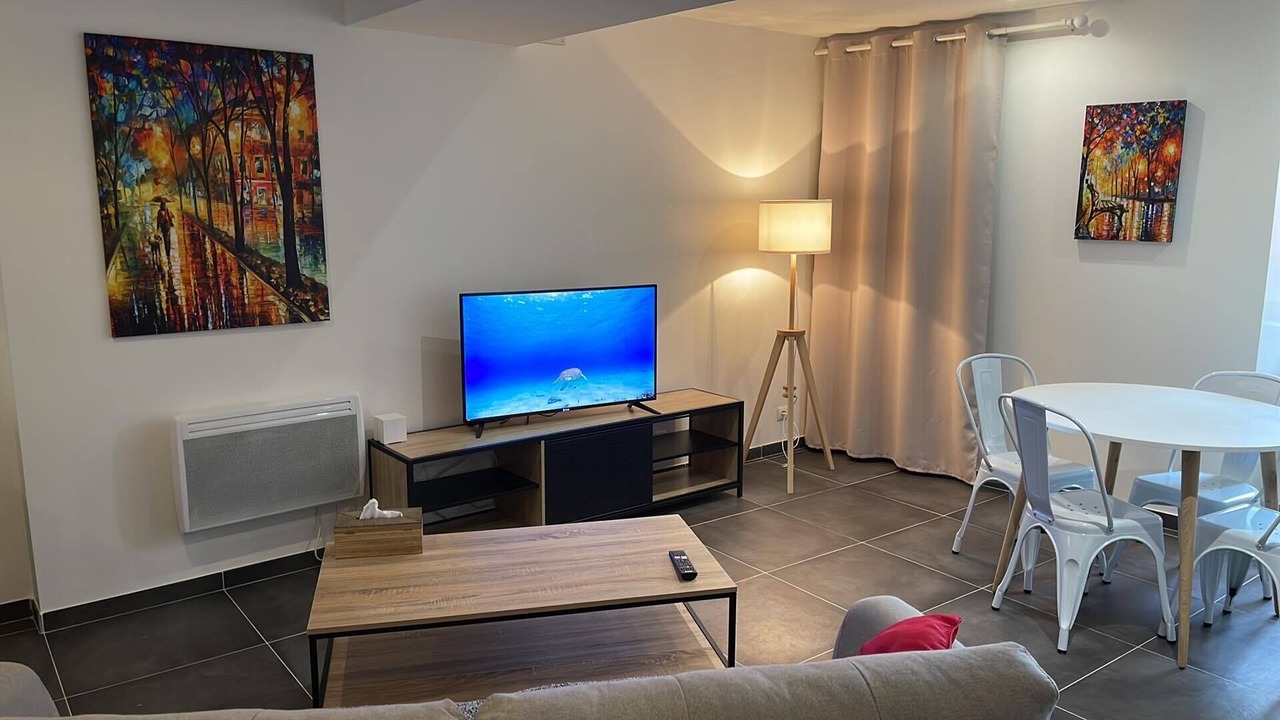 Photo of Livingroom in Montbard