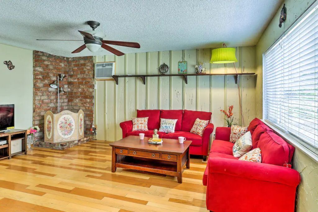 Photo of Livingroom in Girvan