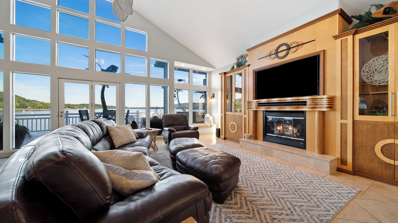 Photo of Livingroom in Sunrise Beach