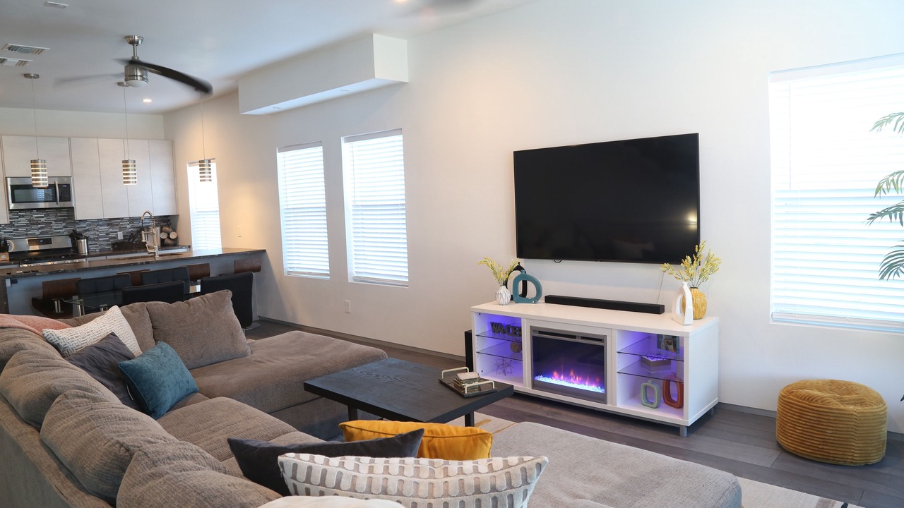Photo of Livingroom in Nevada Street
