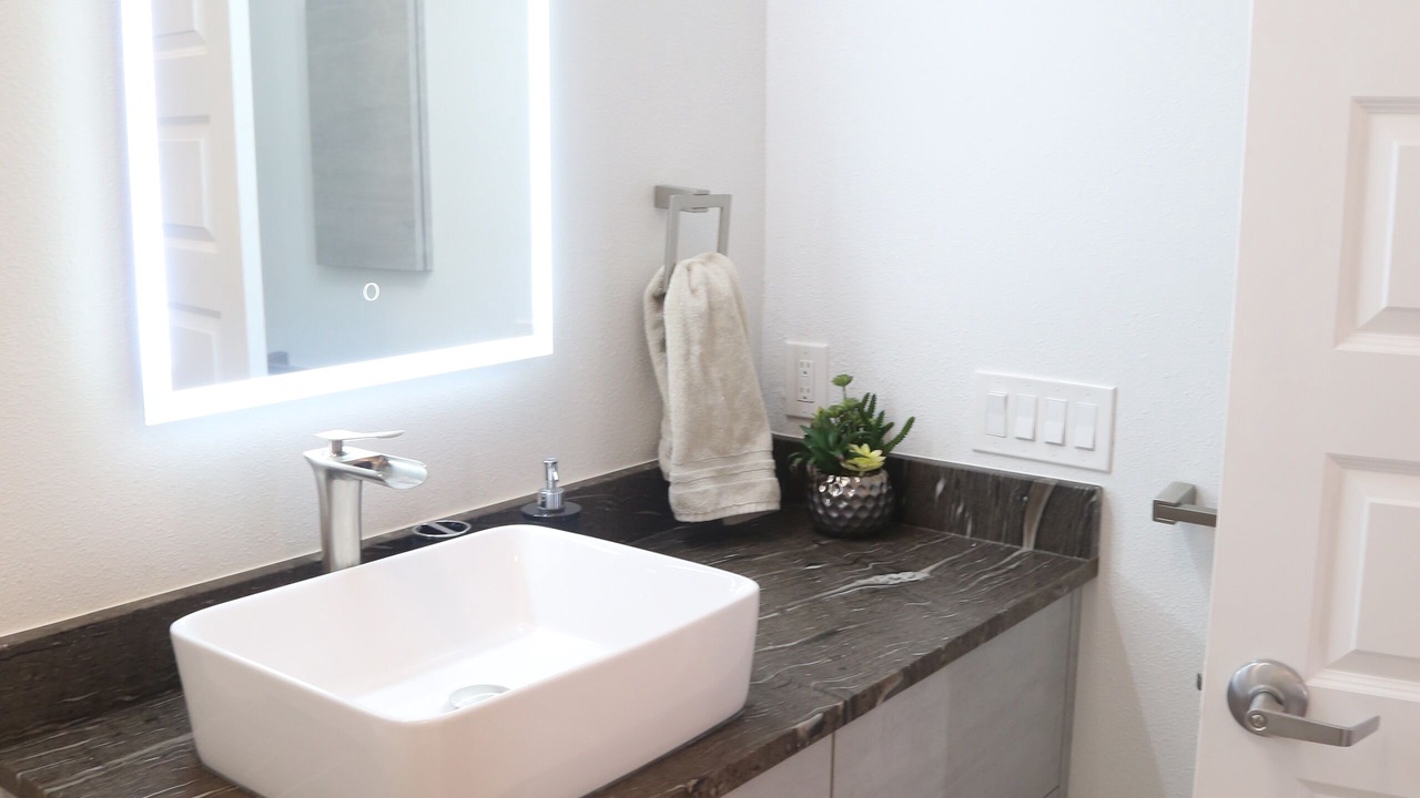 Photo of Bathroom in Nevada Street