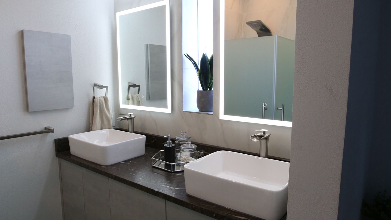 Photo of Bathroom in Nevada Street