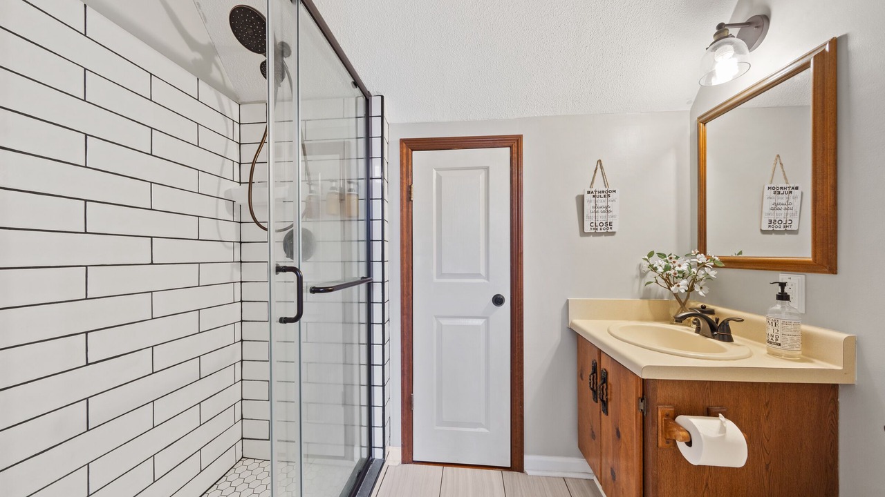 Photo of Bathroom in Eatonton