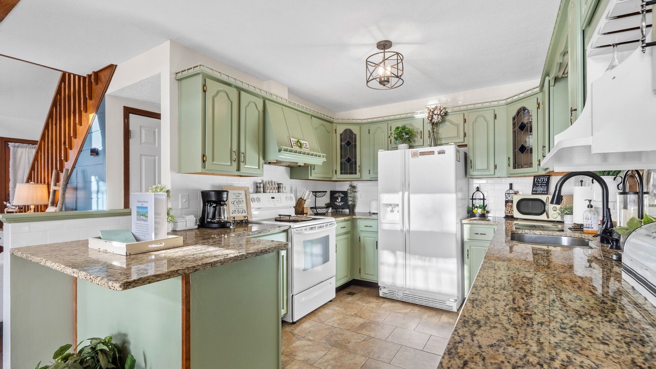 Photo of Kitchen in Eatonton