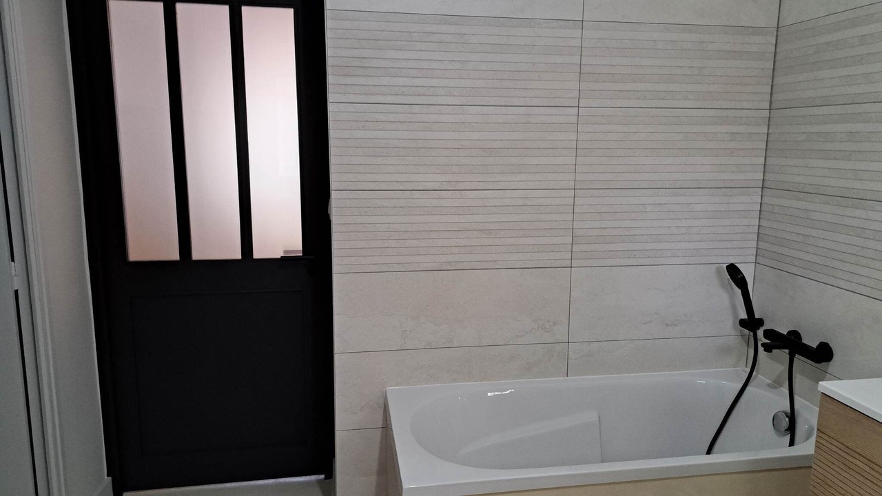 Photo of Bathroom in Uchaux