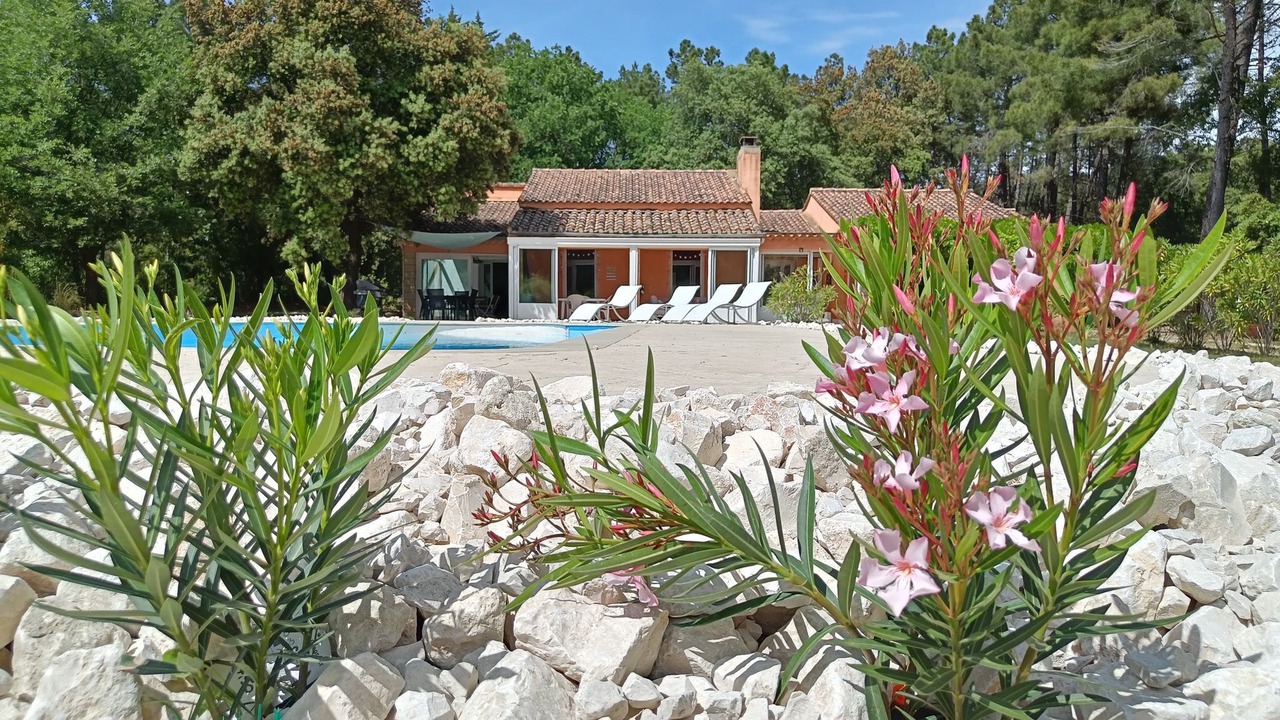 Photo of Outdoor in Uchaux