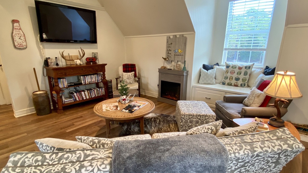Photo of Livingroom in Quitman
