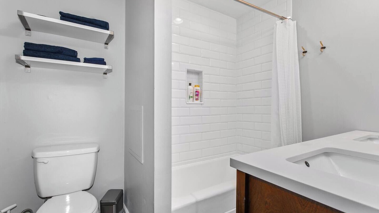 Photo of Bathroom in Rosedale