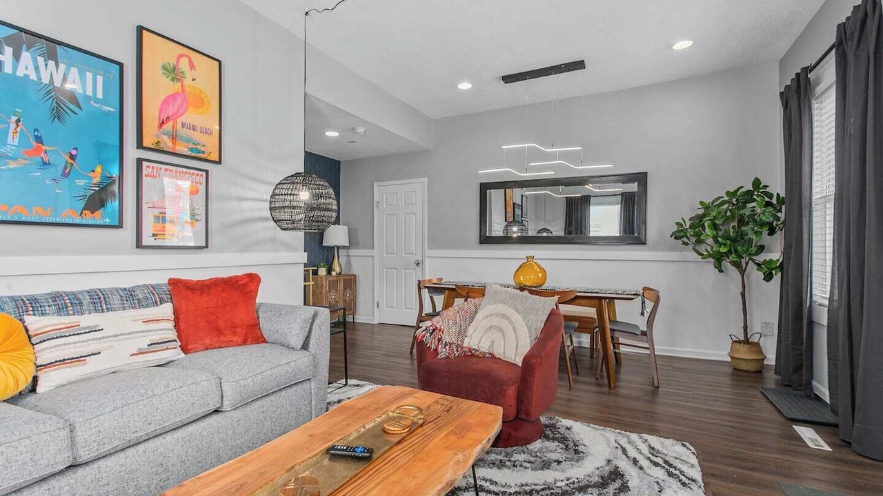 Photo of Livingroom in Rosedale