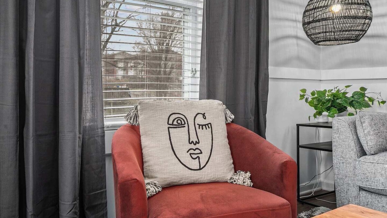 Photo of Livingroom in Rosedale