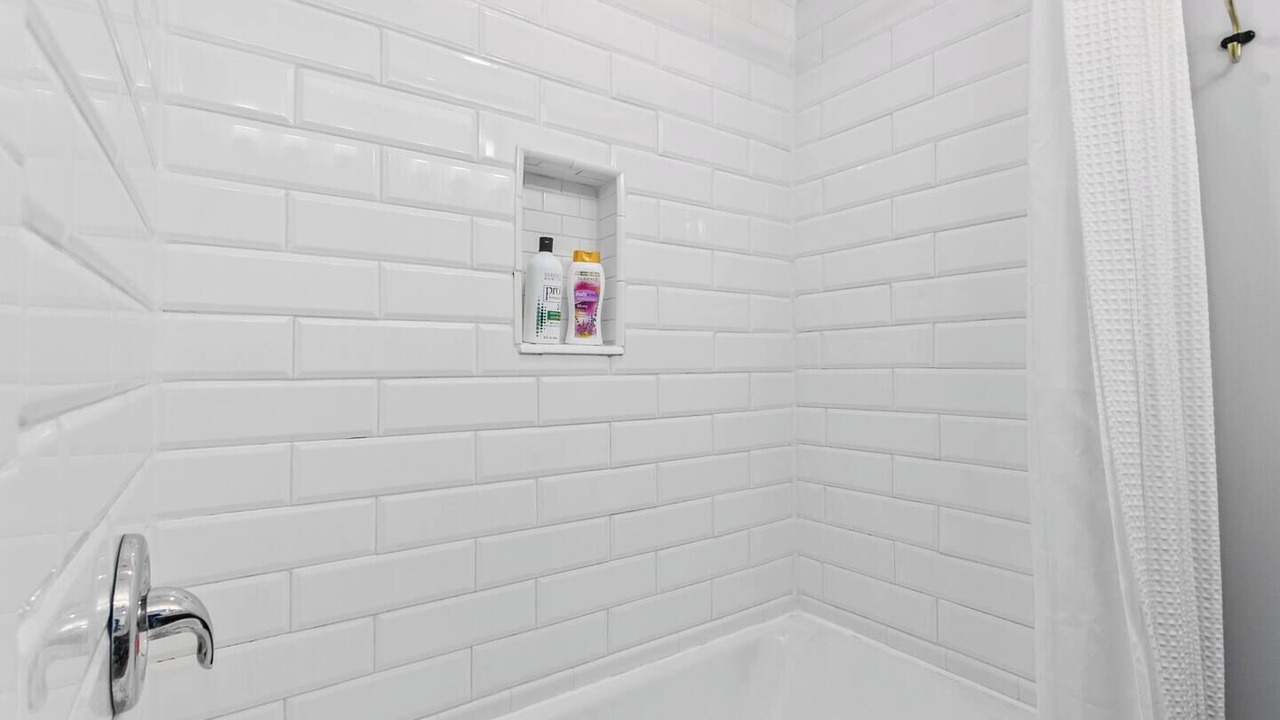Photo of Bathroom in Rosedale