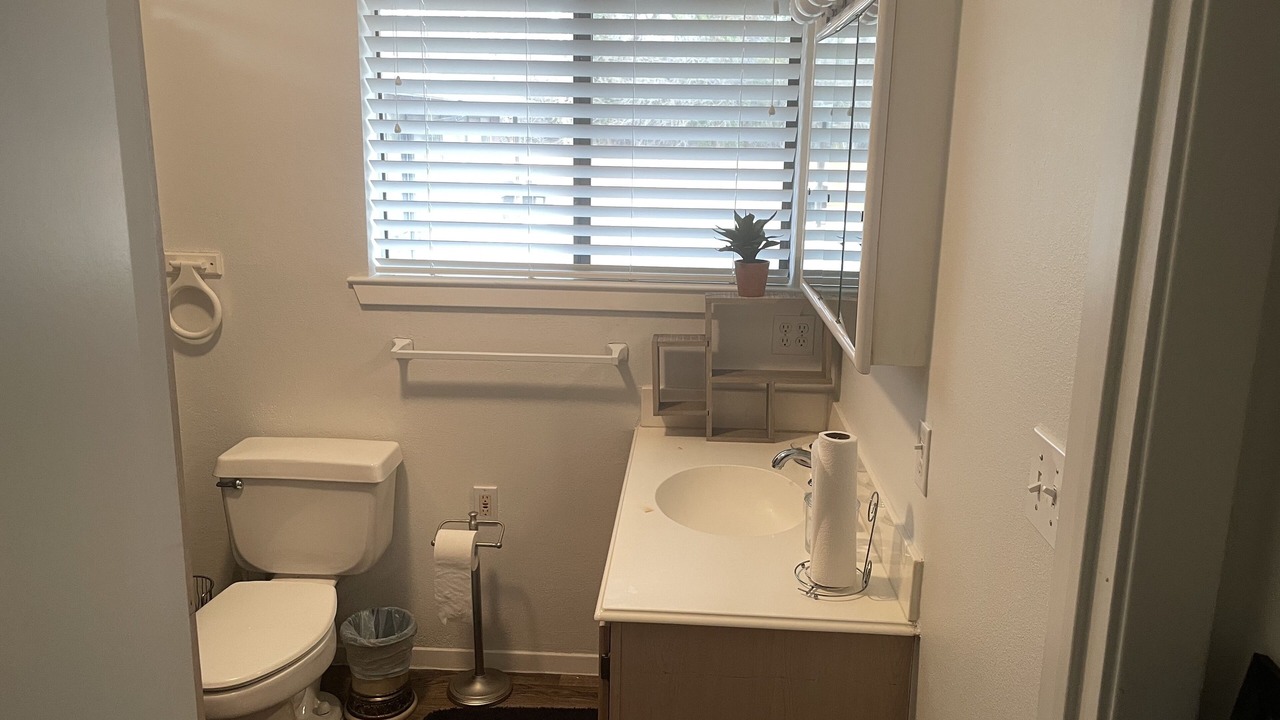 Photo of Bathroom in Cedar Hill