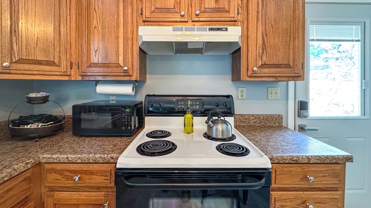 Photo of Kitchen in Eureka Springs Historic District