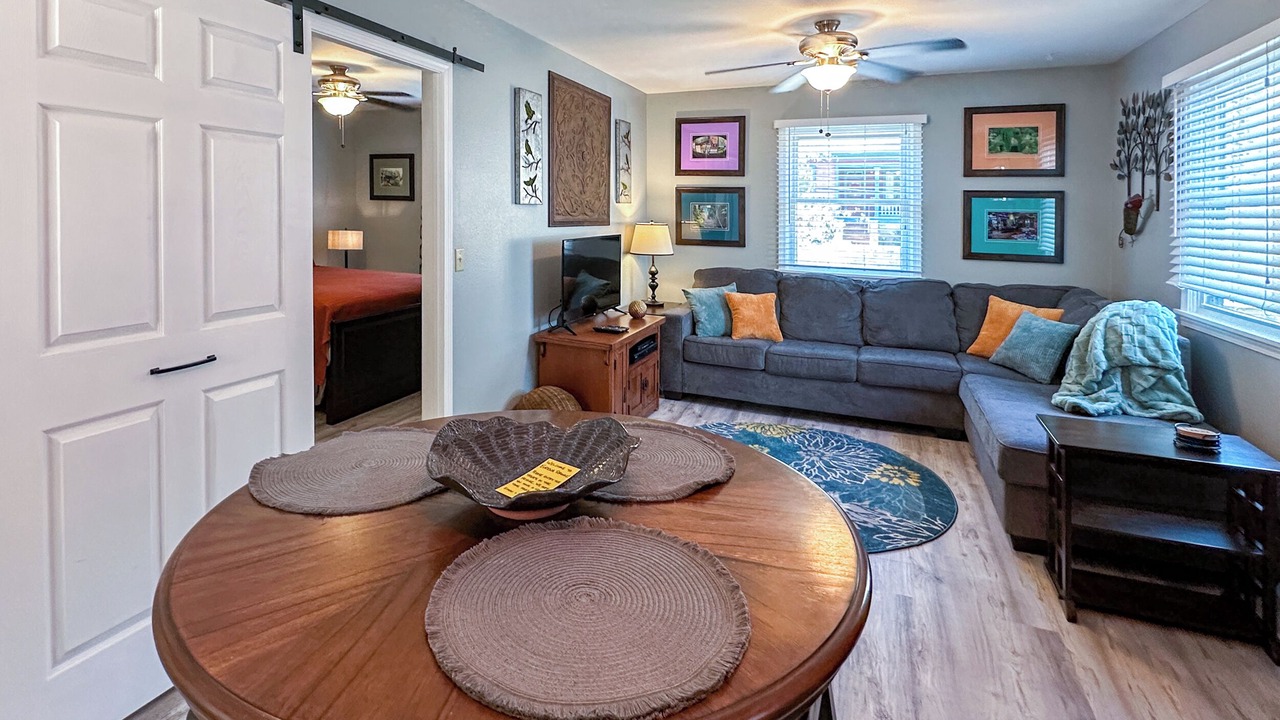 Photo of Livingroom in Eureka Springs Historic District