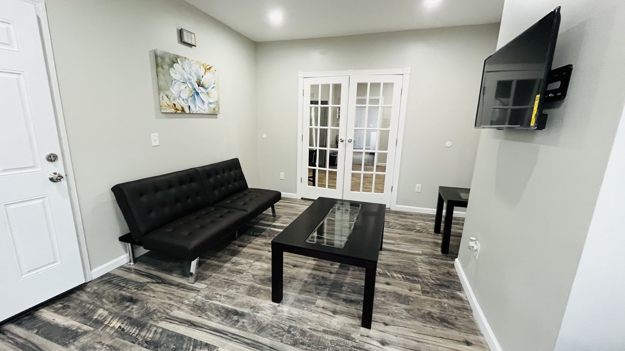 Photo of Livingroom in Irvington