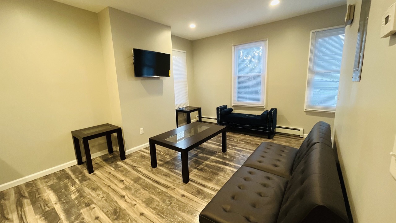 Photo of Livingroom in Irvington