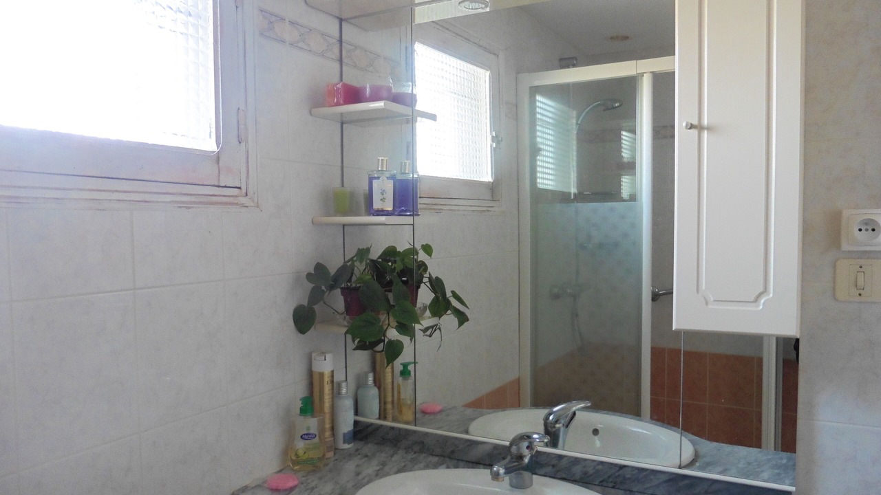 Photo of Bathroom in Lugan